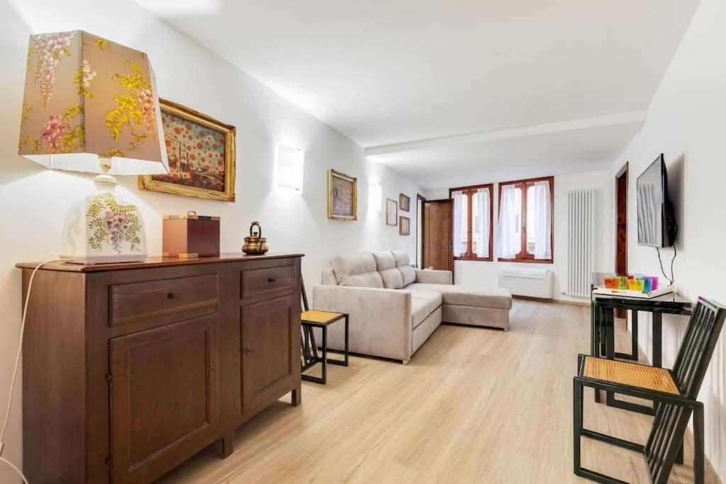 Piazza San Marco Cozy X4 Apartment